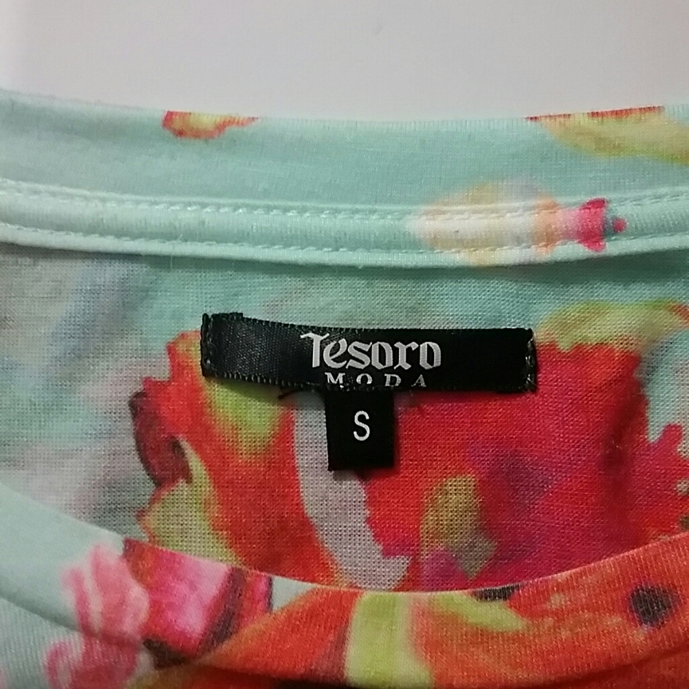 Tesoro Moda Floral Tunic Top - Picture 5 of 6
